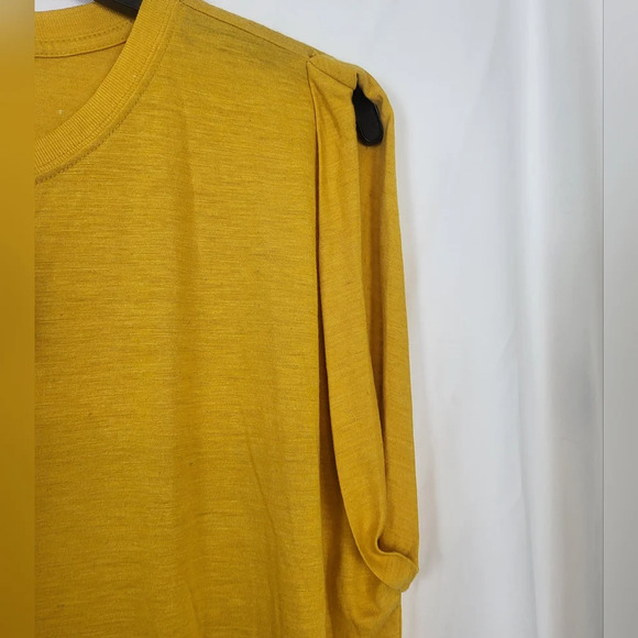 Express Womens Linen Blend Mustard Yellow Sleeveless Flowy Top XL New - Picture 4 of 6